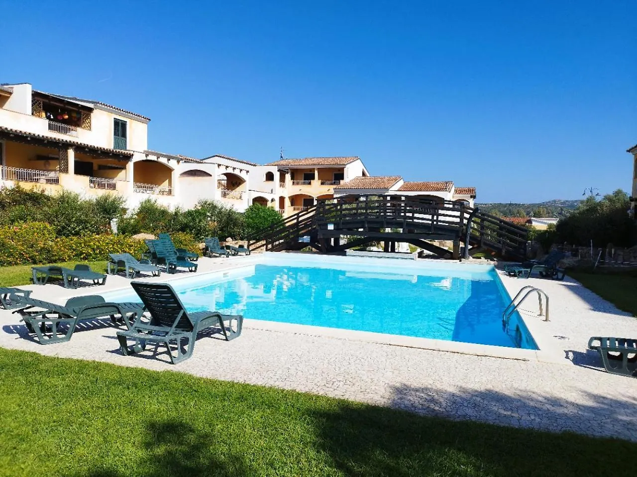 Appartement 3 Pieces, 50 M2 Et Terrasse Vue Degagee Santa Teresa Gallura Lägenhet